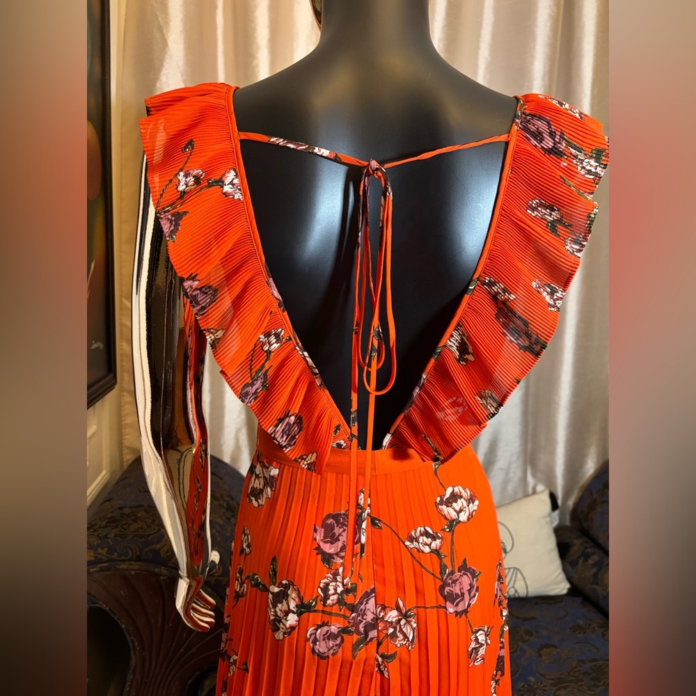 NWOT Lulus Loved By You Red Orange Floral Print Pleated Chiffon Maxi Dress - Picture 7 of 10